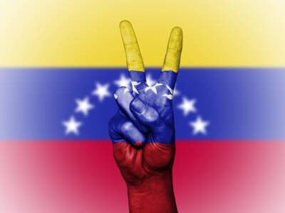 [阿扎达尔·赛恩]委内瑞拉将禁止其石油支持的加密货币